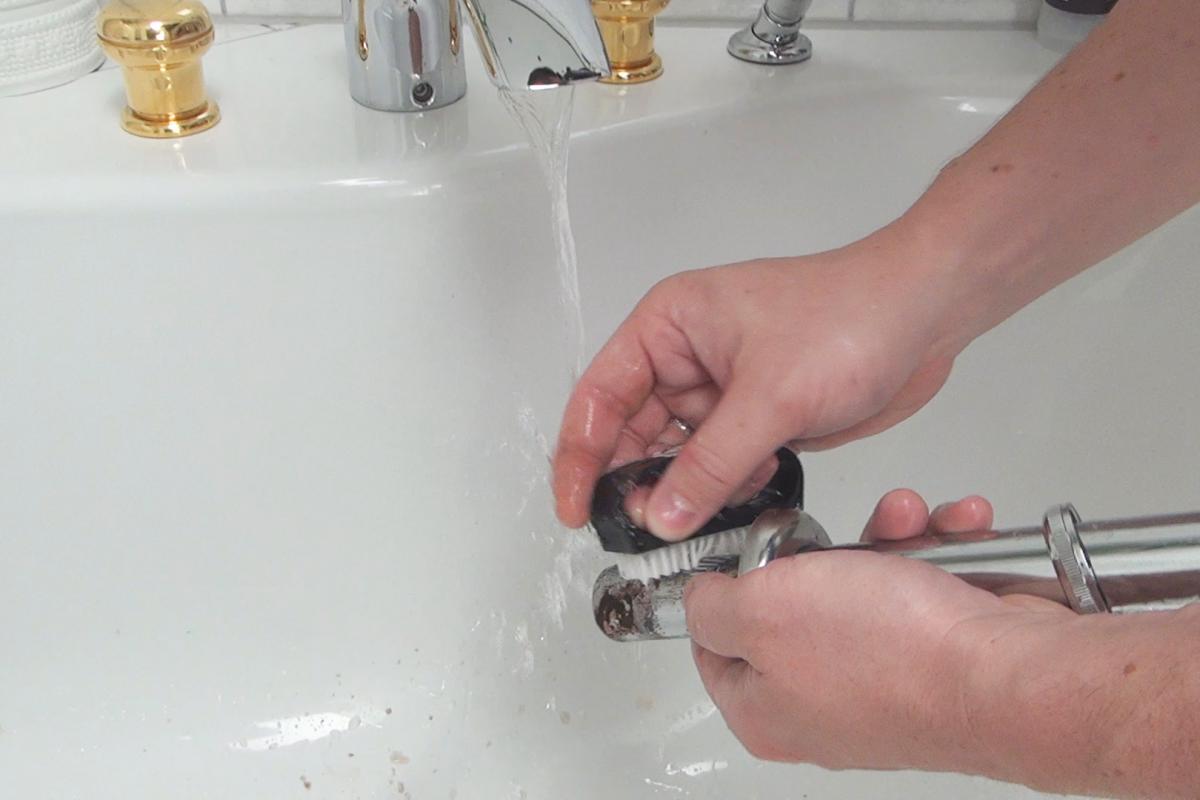 Waschbecken Siphon Reinigen Der Flaschensiphon Anleitung Diybook At
