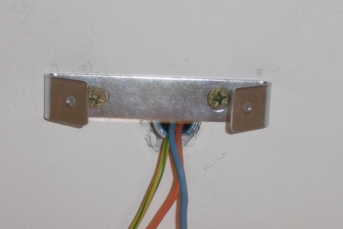 Lampe Anschliessen 3 Kabel Altbau Caseconrad Com