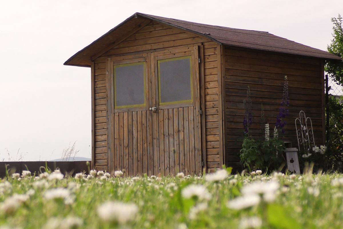 Gartenhaus Neu Streichen Grundieren Und Lasieren