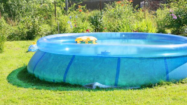 Poolarten – Der eigene Pool im Garten - Ratgeber @ diybook.at Poolarten – Der eigene Pool im Garten - Ratgeber @ diybook.at