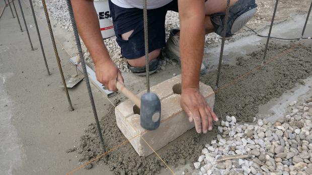 gartenmauer selber bauen - das errichten einer betonsteinmauer gartenmauer selber bauen - das errichten einer betonsteinmauer, Hause und garten