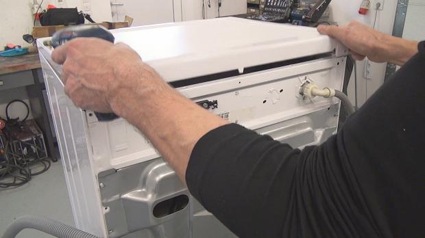 Bauknecht-Waschmaschine pumpt nicht ab: Pumpe wechseln - Anleitung