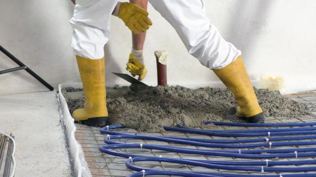 Estrich Verlegen Schritt Für Anleitung Diybook At Estrich Verlegen Randbereiche Anlegen