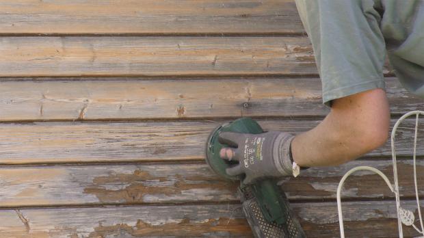 Gartenhaus neu streichen Grundieren und Lasieren Anleitung diybook.at