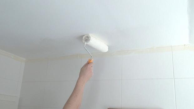 Schimmel an der Decke beseitigen - Anleitung & Tipps vom Maler ... Schimmel an der Decke beseitigen - Anleitung & Tipps vom Maler ...