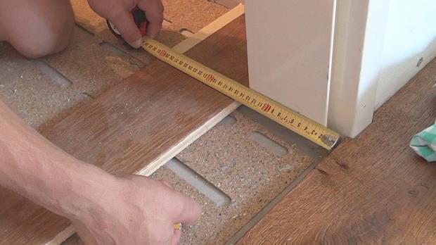 Parkett Verlegen Die Teilverklebung Anleitung Diybook At