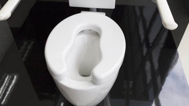 Dusche Sanieren Ebenerdig : Dusche Umbauen Ebenerdig : Badezimmer umbauen so gelingt es Dusche Sanieren Ebenerdig : Dusche Umbauen Ebenerdig : Badezimmer umbauen so gelingt es